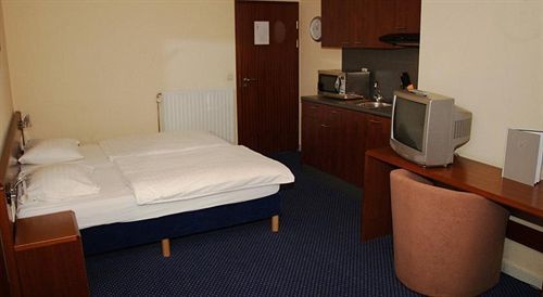 Hotel Royal Зелзате Экстерьер фото